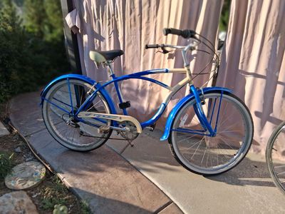 Manhattan Beach Cruiser Delivery Included