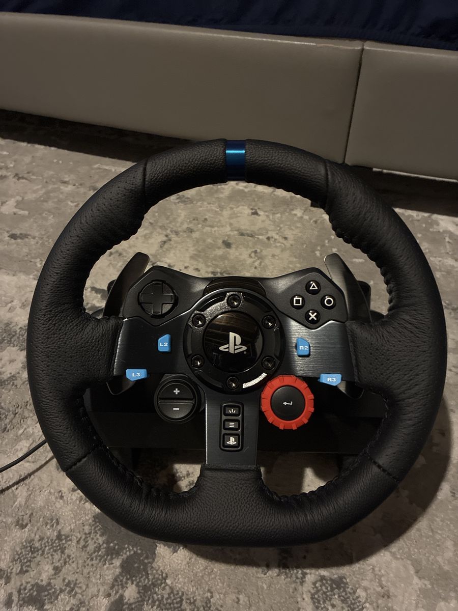 Logitech G29 PlayStation wheel, pedals and shifter
