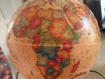 Vintage World Globe w/light