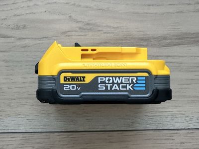Dewalt 1.7 POWERSTACK Battery