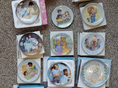 Avon Mother's Day plates