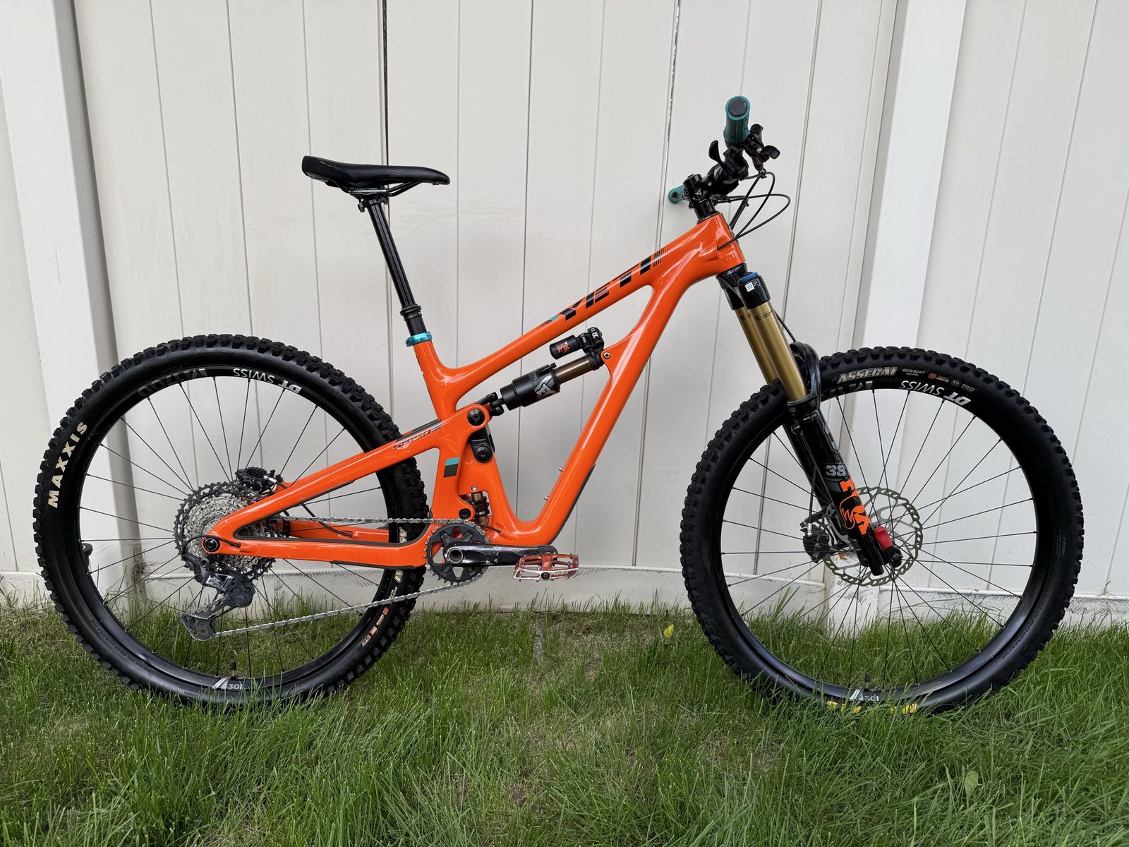 2021 Yeti SB150 Turq Medium