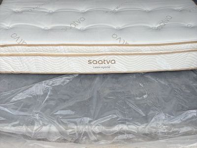 Saatva Latex Hybrid King Mattress