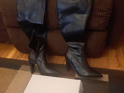Womens new Dream Pairs black boots