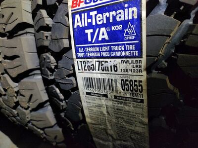 285/75r16 bfgoodrich Ko2 all terrain ta