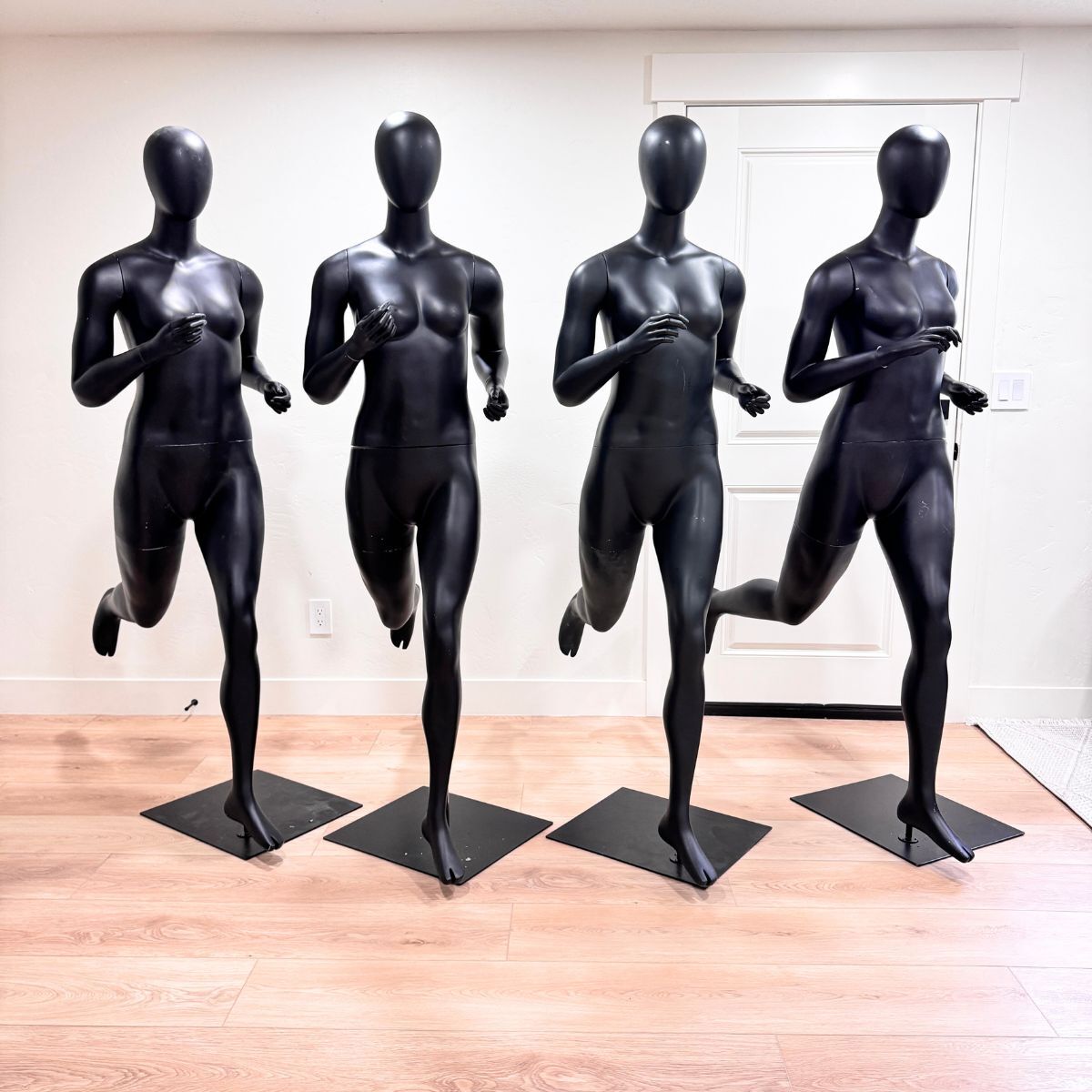 (6) Women's Athletic Running Mannequins