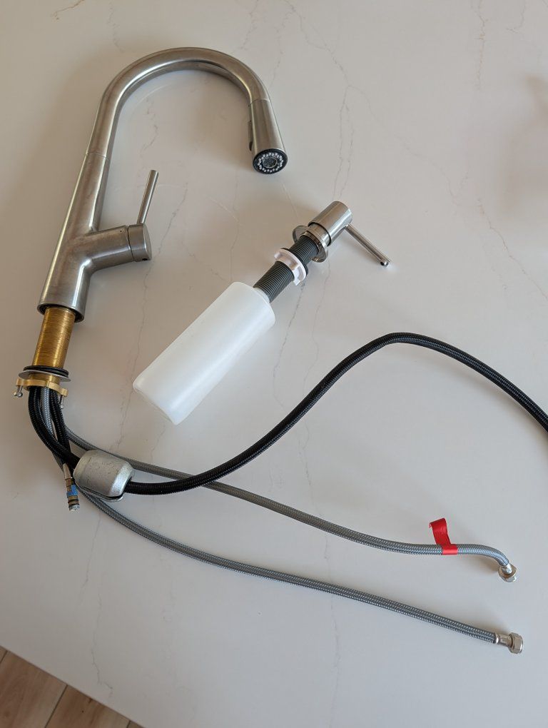 Hansgrohe Lacuna Pull-Down Kitchen Faucet item # 1248417