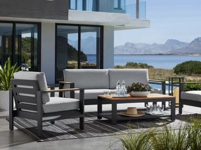 Vista Patio Set w/ Vista Sunbrella Fabric, 4pc