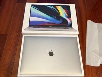 Apple MacBook Pro - 16-inch - GHz i9 - 32 RAM - 1TB SSD - AMD 5500M 8GB