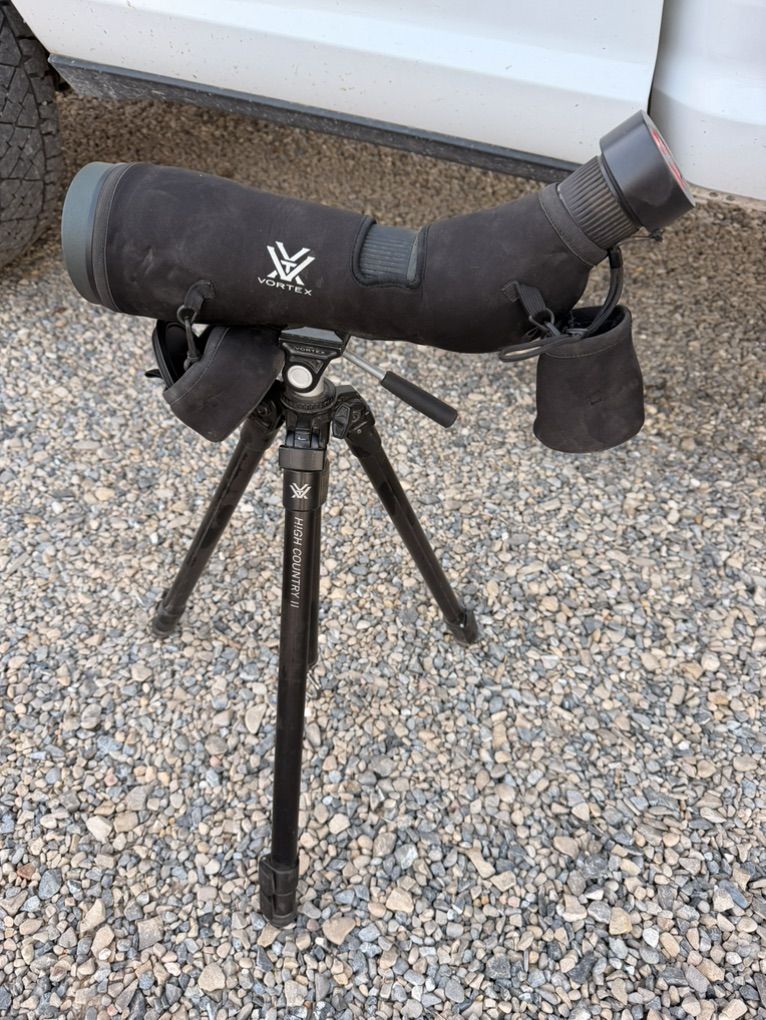Main image 3