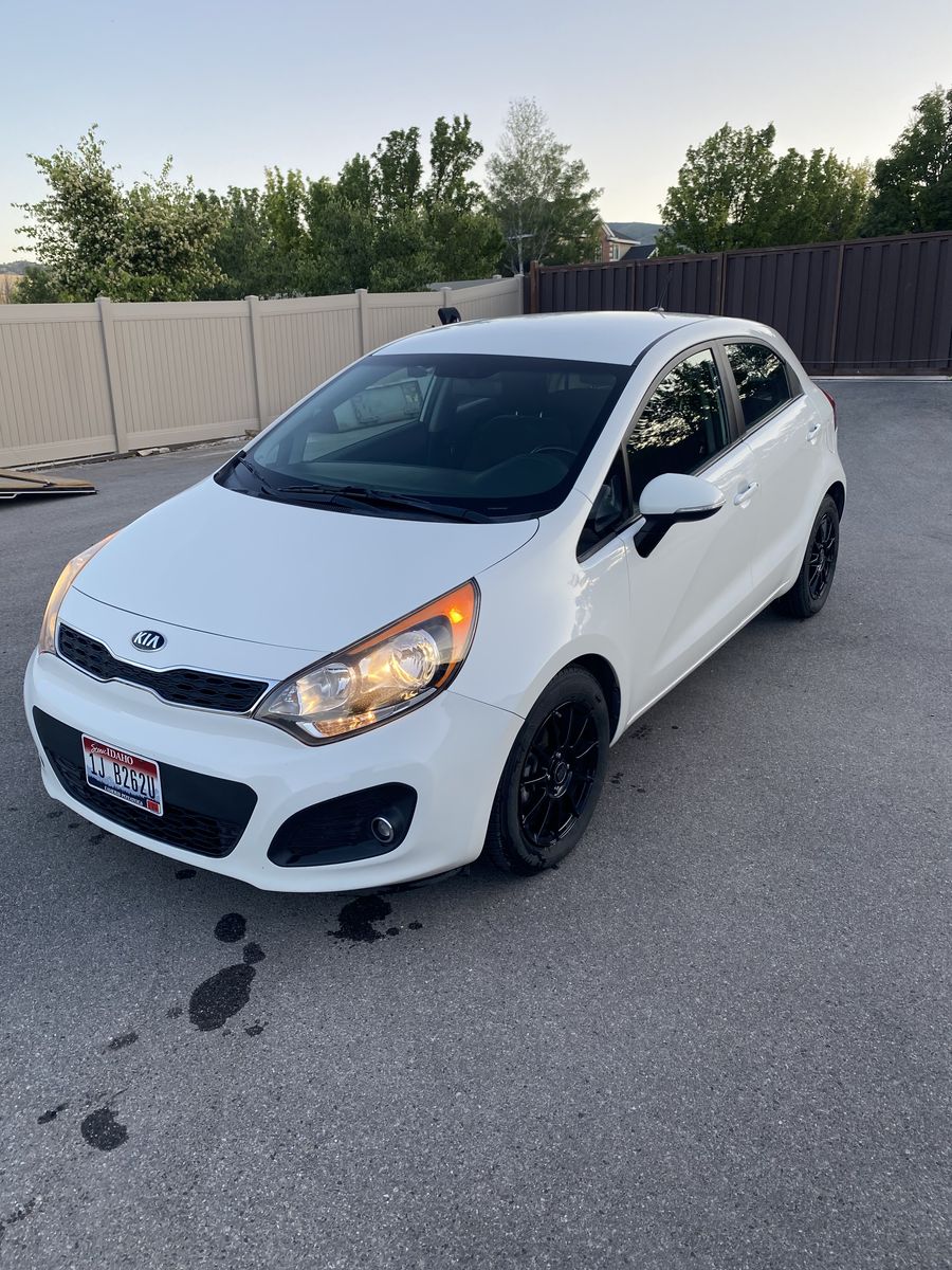 2015 KIA RIO 5DOOR EX