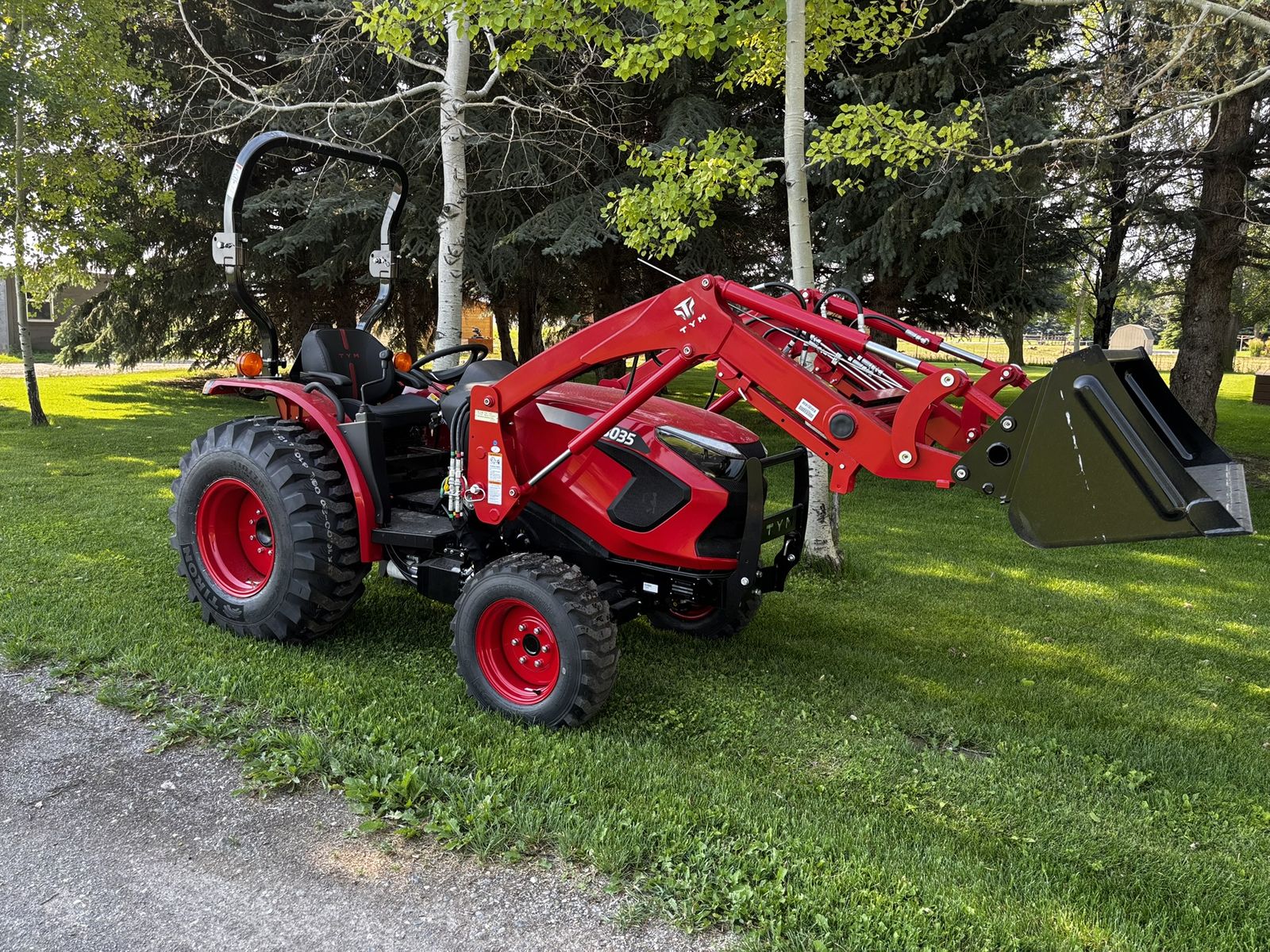 New TYM 3035 Tractor loader 4x4 diesel