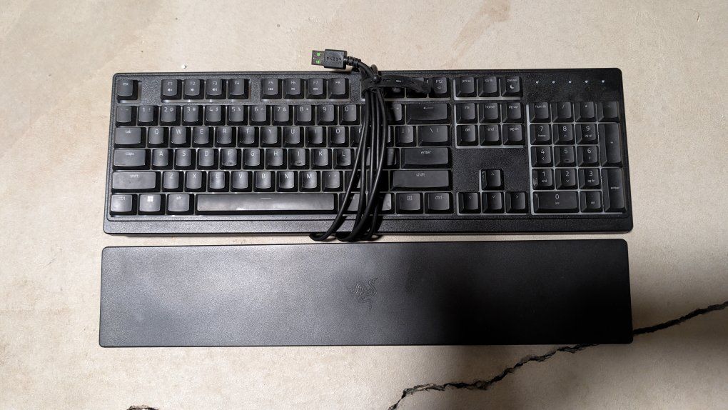 Razer Ornata V3 X Gaming Keyboard with Wrist Rest