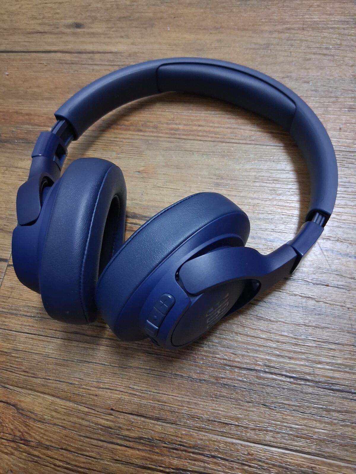 Jbl 770 noise canceling headphones