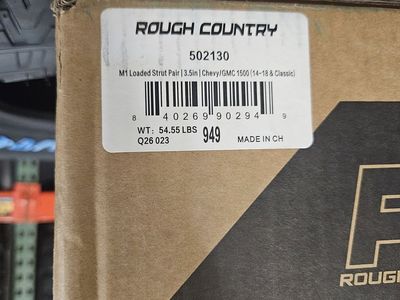 3.5" lift struts Rough Country