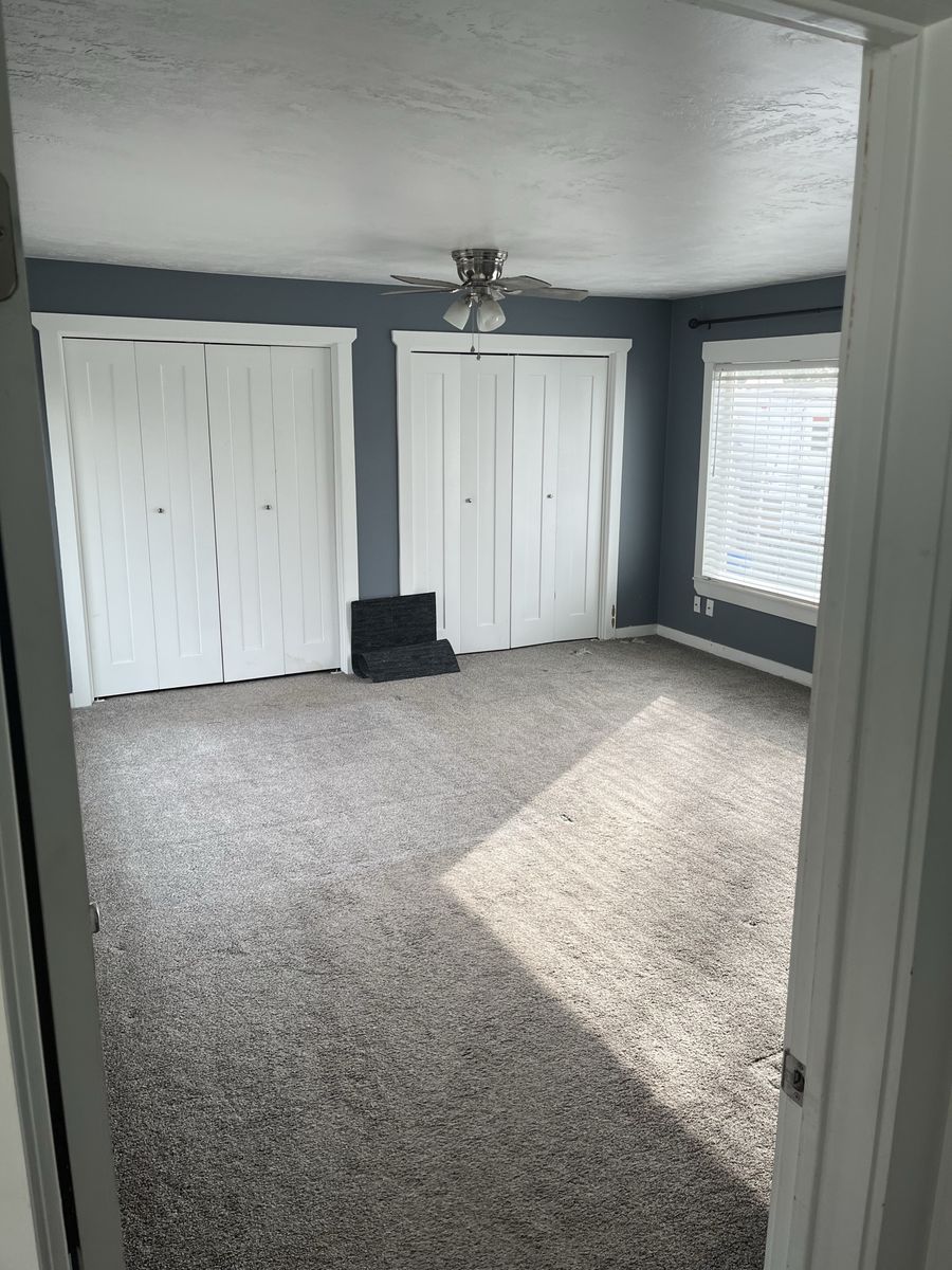 Master bedroom for rent in Perry