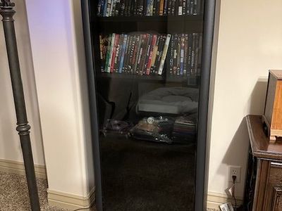 Stereo / Audio Cabinet / Keepsakes Display / Storage