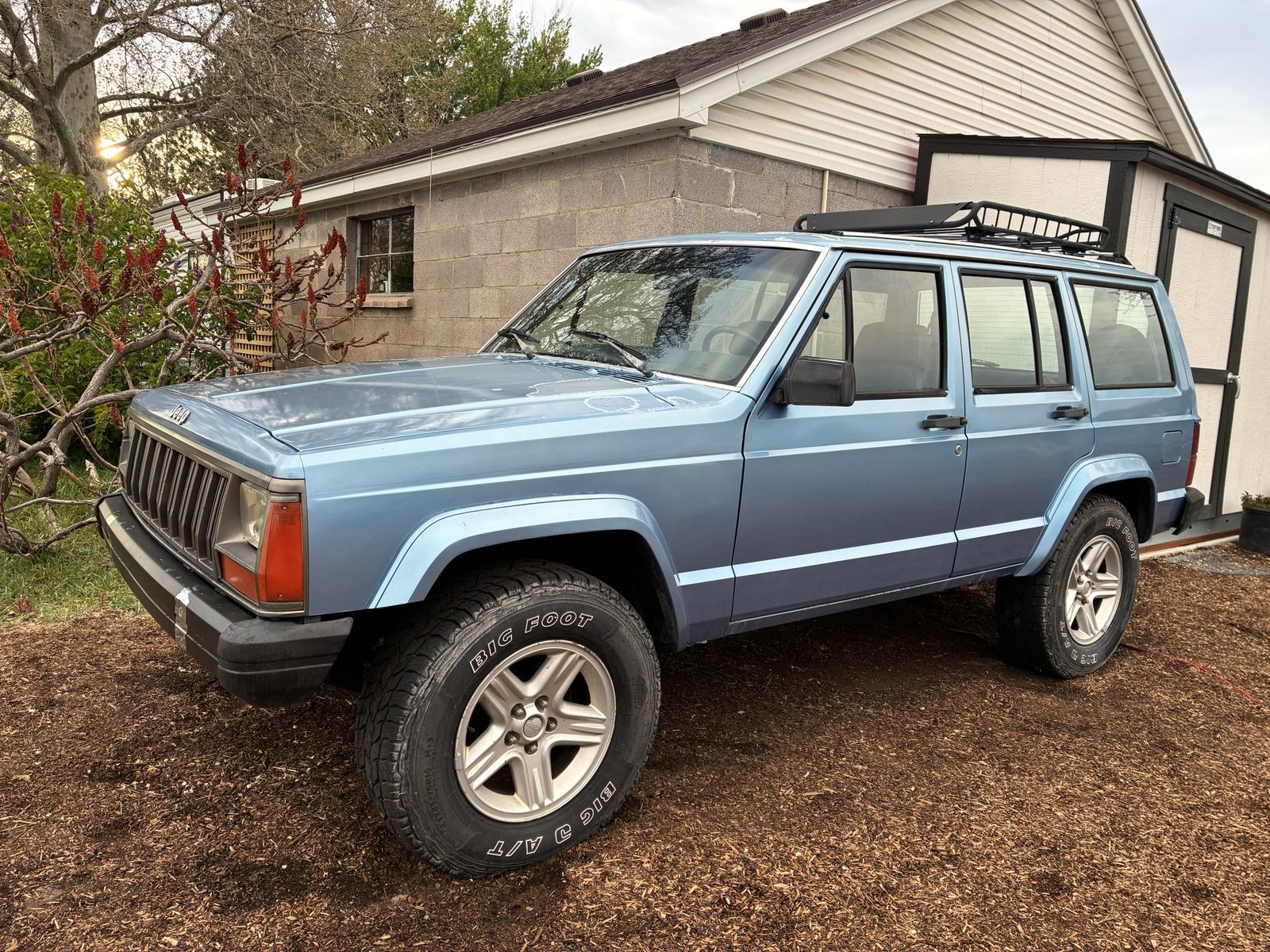 1989 JEEP CHEROKEE