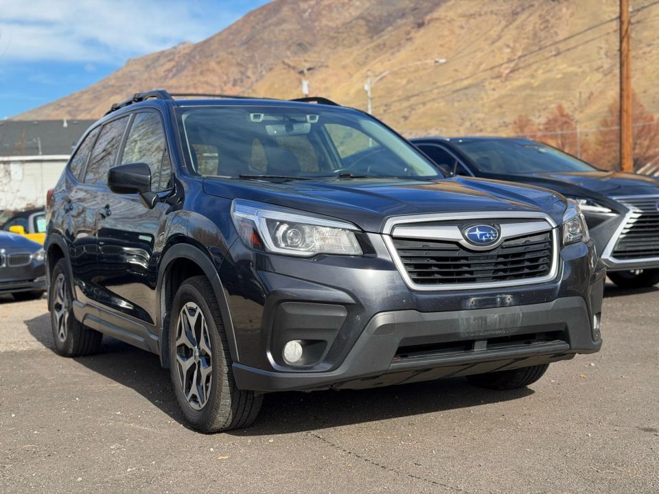 2019 SUBARU FORESTER Premium