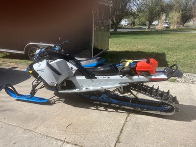 2022 Ski doo 850 Summit edge 165