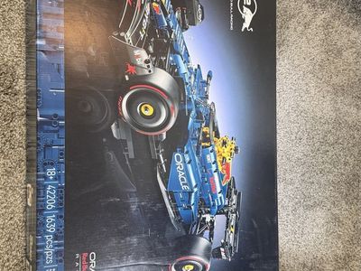 LEGO 42206 1:8 Technic Oracle Red Bull Racing RB20 F1 Car