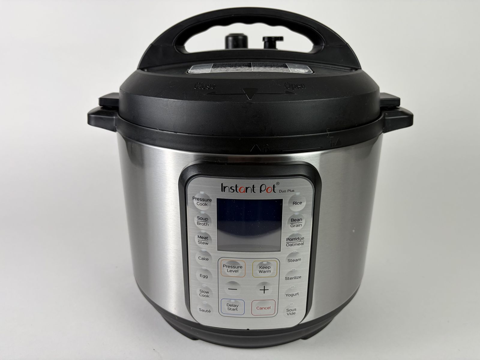 Instant Pot Duo Plus 6 Qt Pressure Cooker
