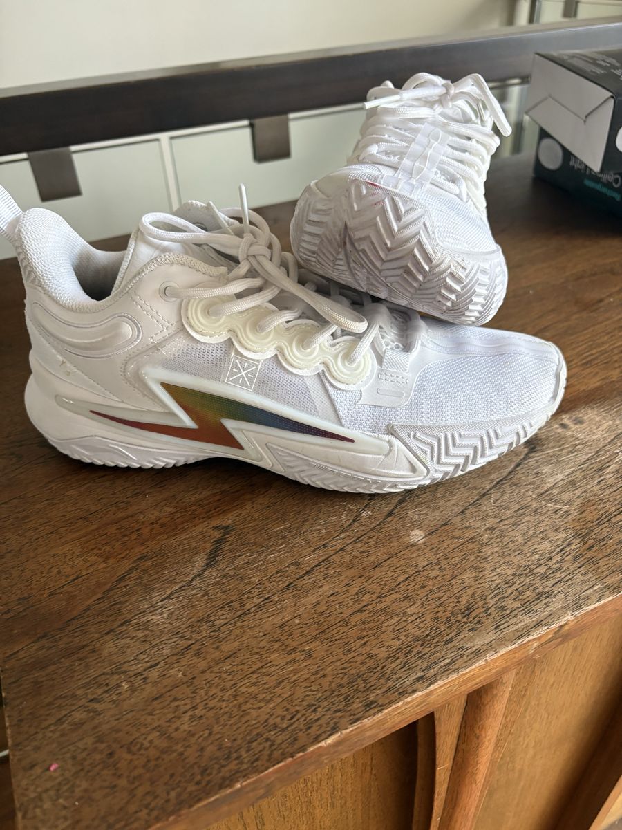 Li-Ning Way of Wade All City Basketball Shoes White Iridescent