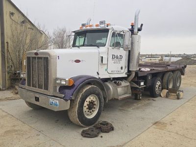2000 Peterbilt winch truck