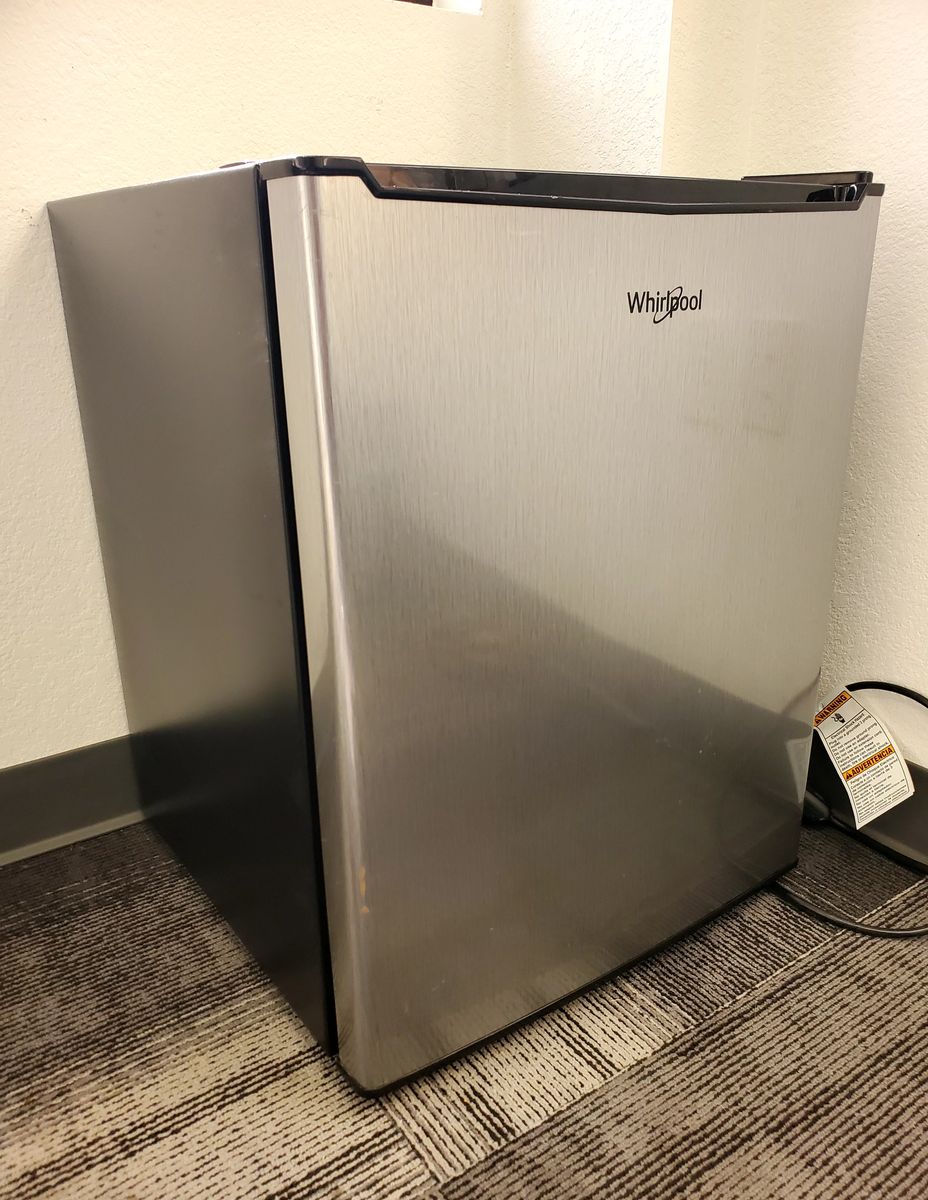 2.7 Cubic ft Mini Refrigerator