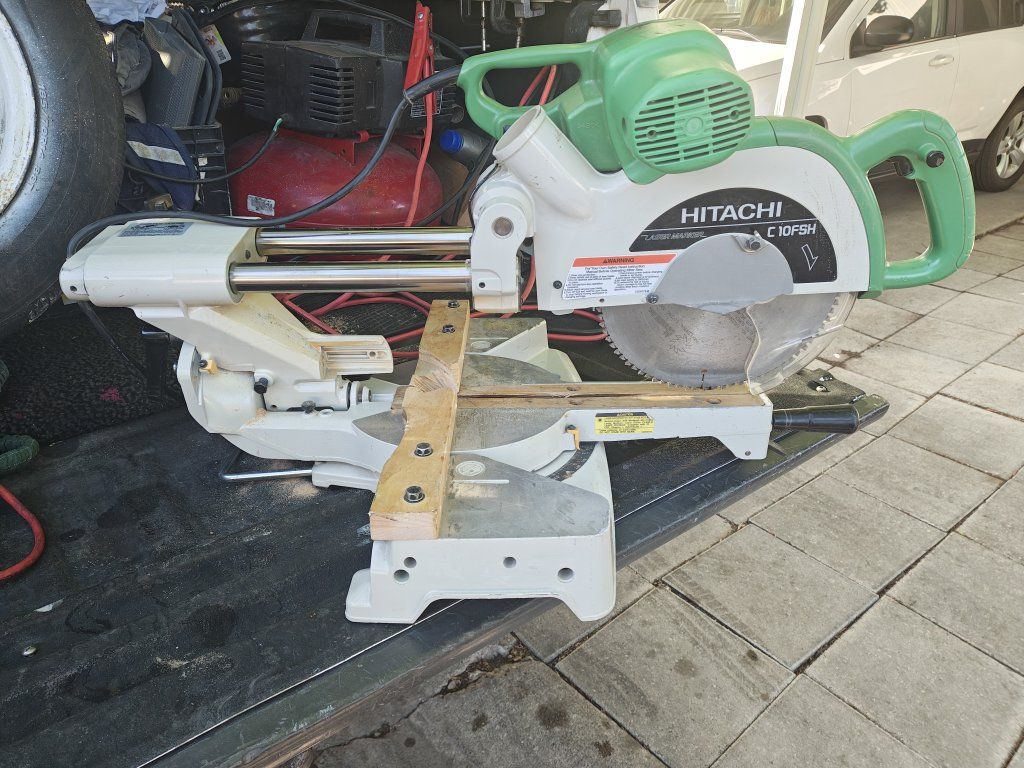 Hitachi C10FSH 10" Slide Compound Miter Saw with Laser Marker - Used