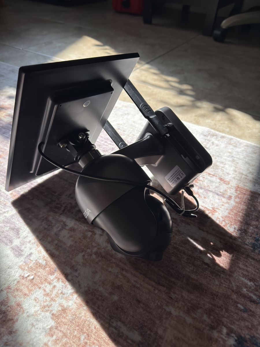 Main image 4