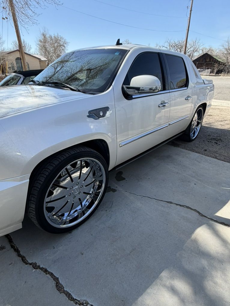 2008 Cadillac Escalade EXT Luxury