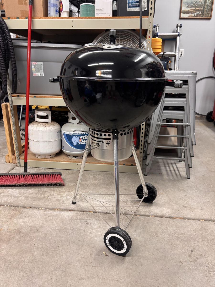 22” Weber master touch charcoal Grill/barbecue