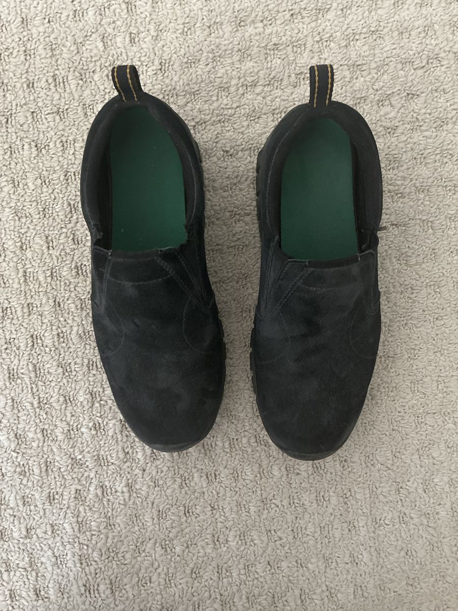 Men’s Merrill shoes size 9