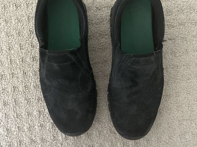 Men’s Merrill shoes size 9