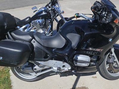 2000 BMW R1100RT Touring Motorcycle - Black, with Hard Cases - Runs, Some Cosmetic Damage. new battery