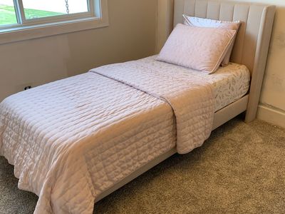 Twin Upholstered Platform Bed