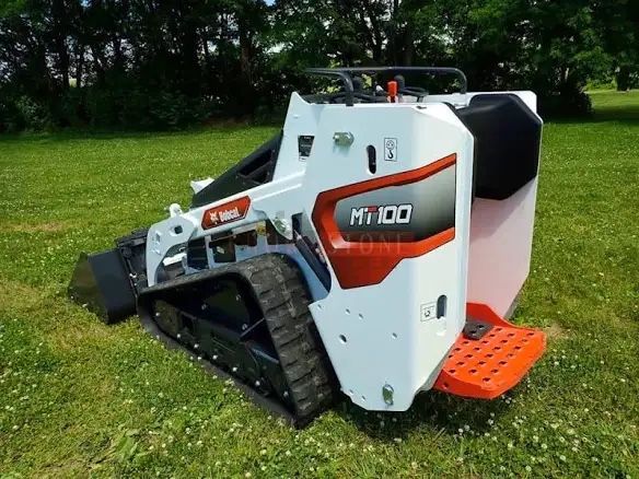 Mini Skidsteer for Rent. Dingo Bobcat MT100