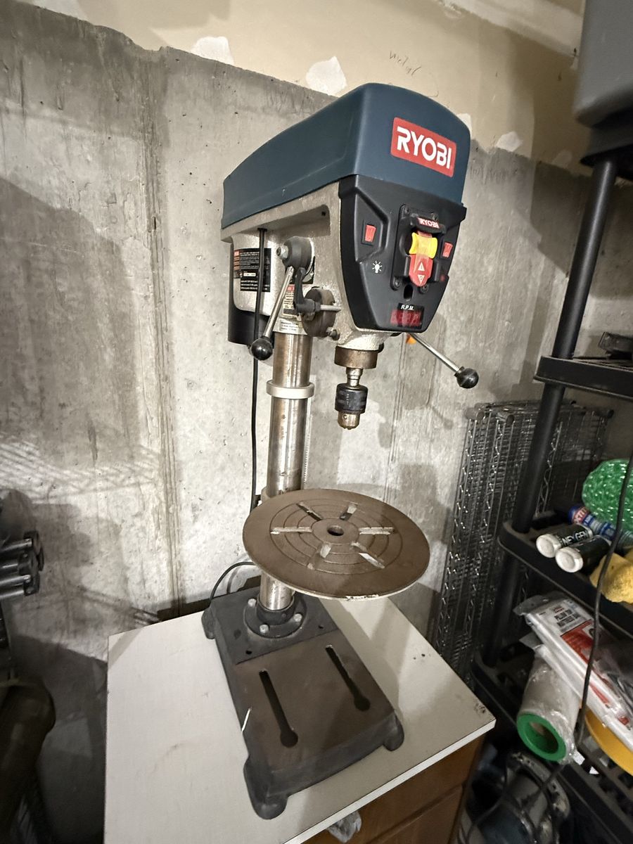 Benchtop drill press