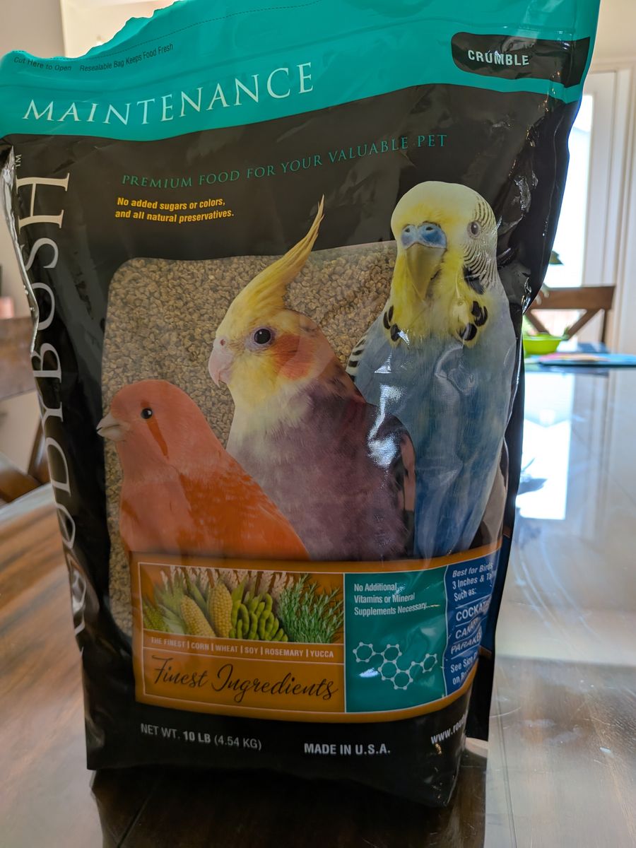 Roudybush bird food pellet crumbles (open)