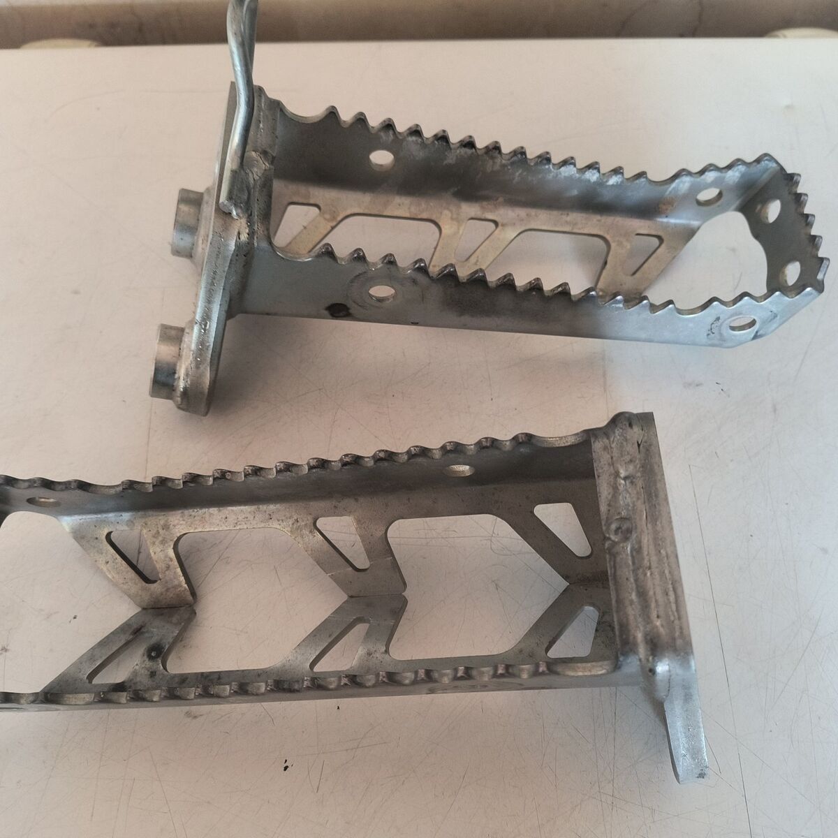 YFZ 450 ATV foot pegs