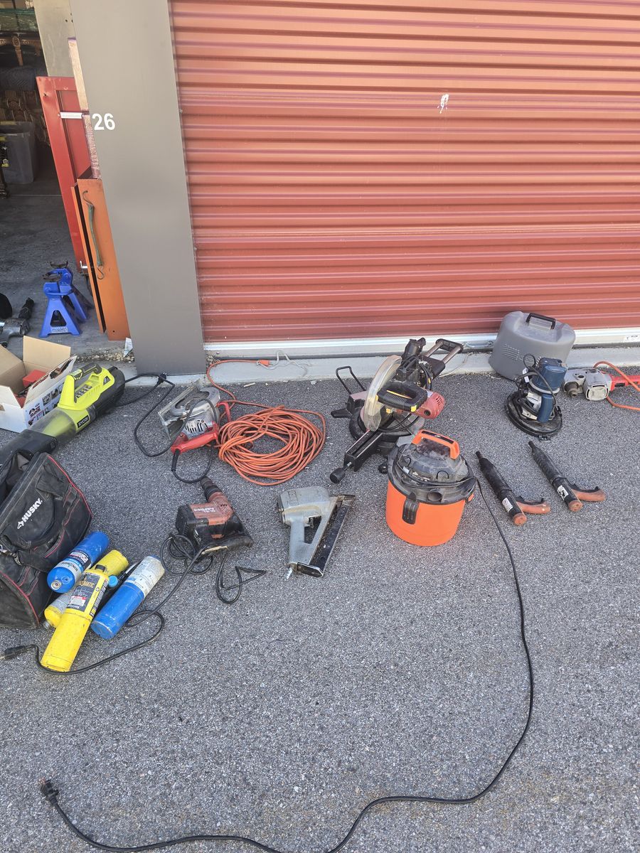 Main image 4