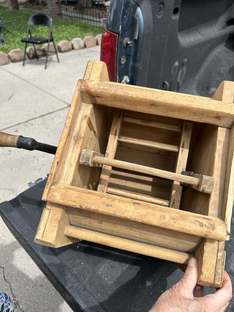 Vintage Wooden Butter Churn Hand Crank Antique Country Farmhouse (?)