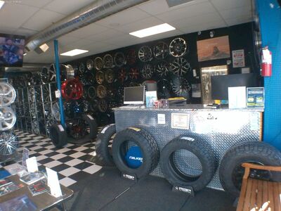 Rough Country 3.5" For Toyota Lift w/N3 Struts & N3 Shocks 05-23 Tacoma