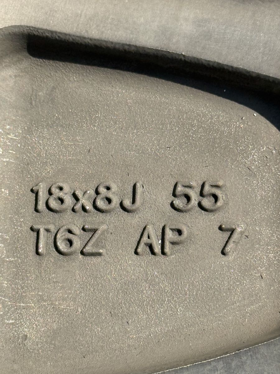Main image 4