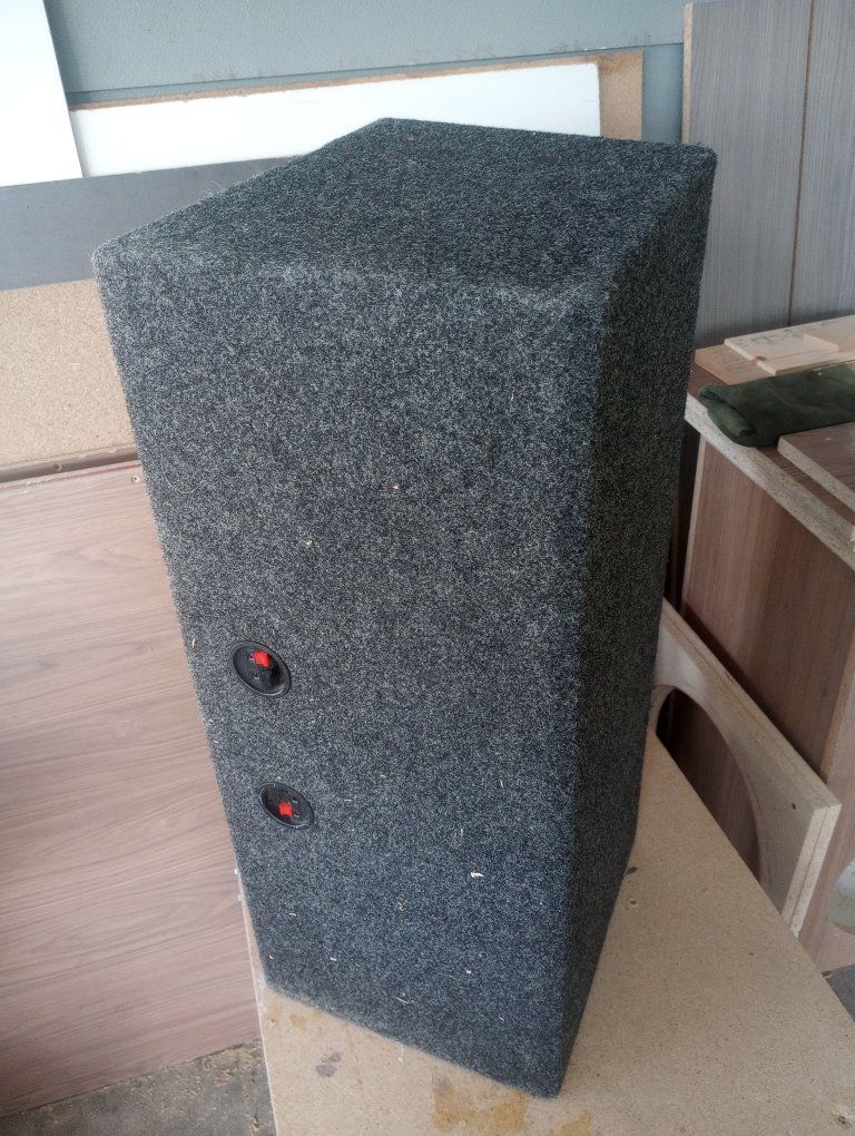 Main image 3