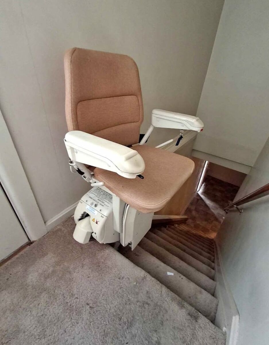 Stannah Stair Lift - Excellent Condition