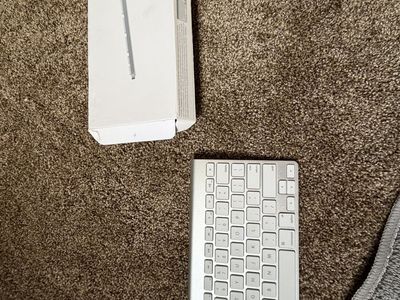 Apple Wireless Keyboard with Original Box - Silver