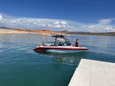1991 Sanger Ski Boat