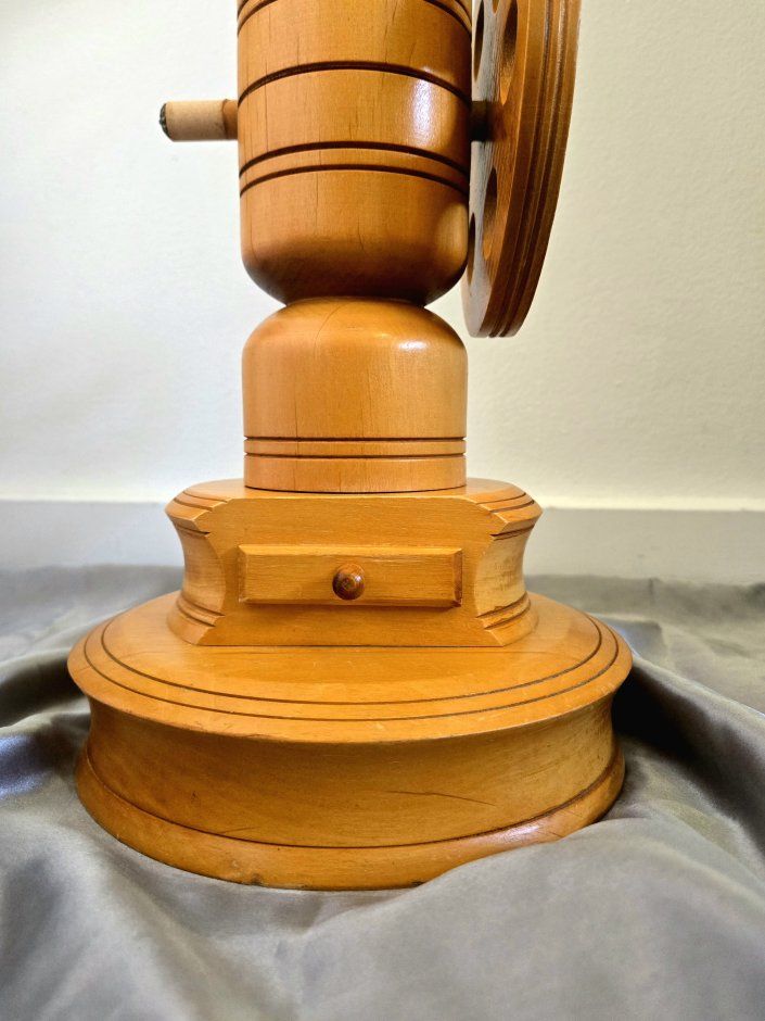 Main image 6